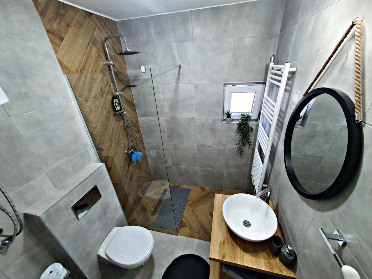 Luxor Apartmani 2 Vrnjačka Banja エクステリア 写真